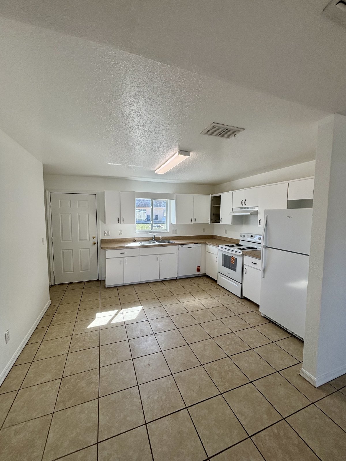 6 Spring Trail property image