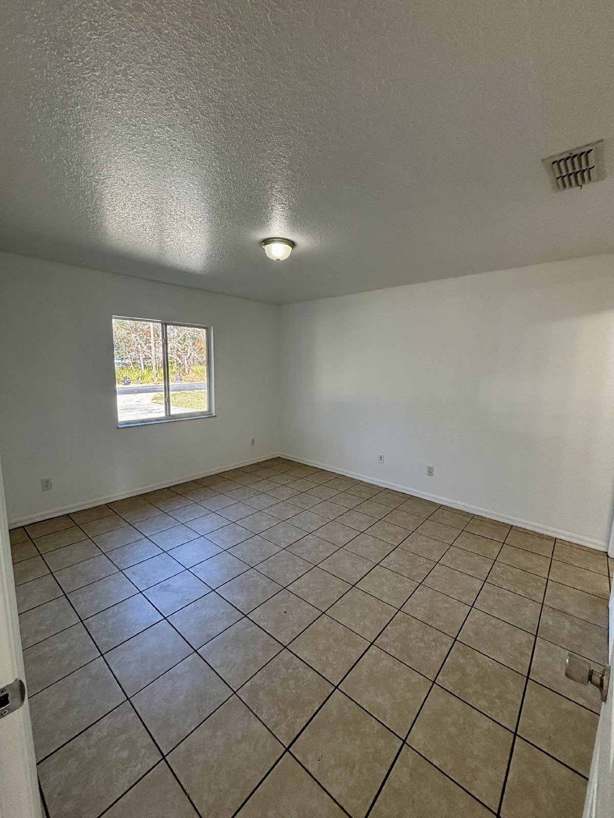 6 Spring Trail property image