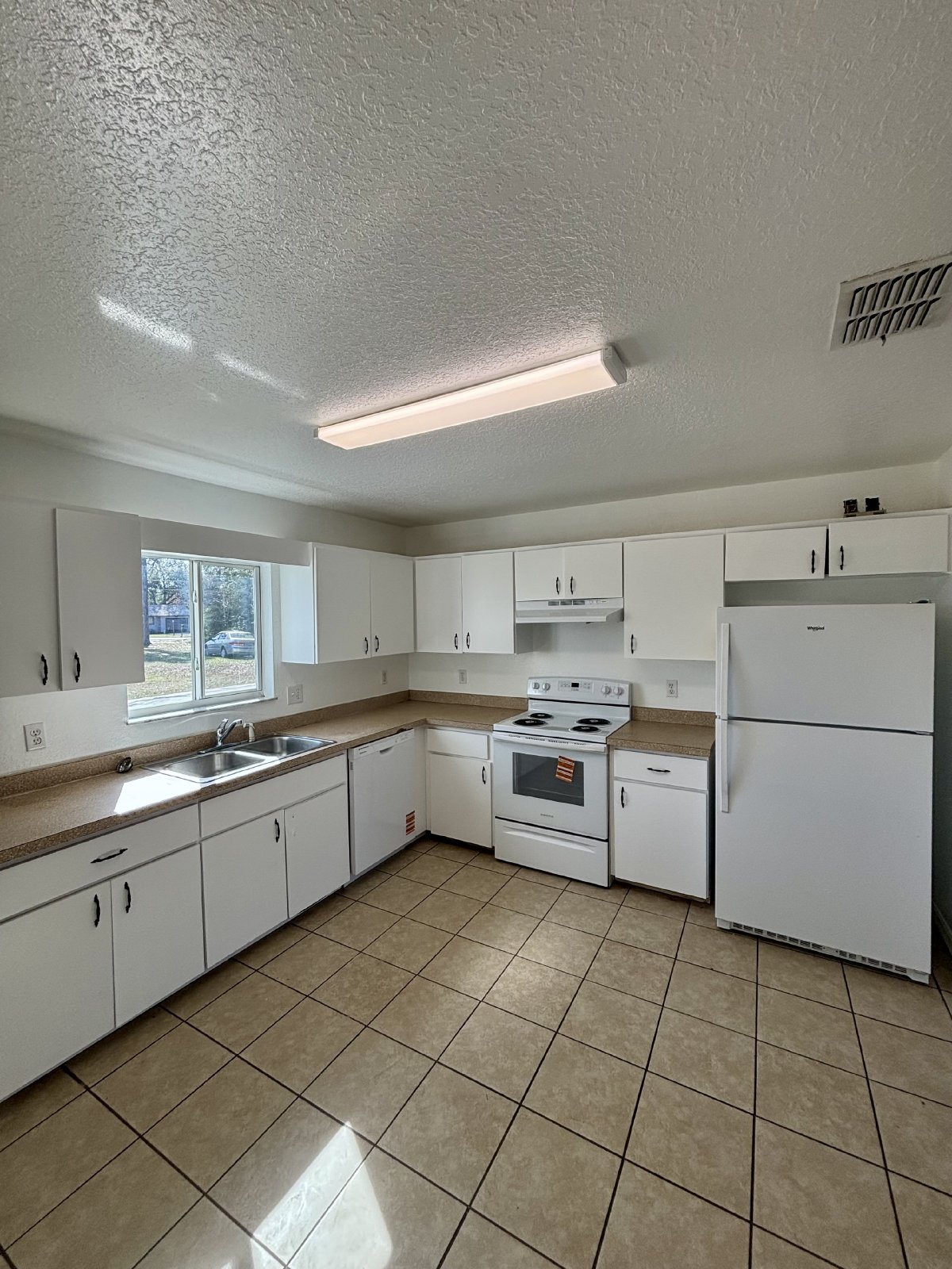 6 Spring Trail property image