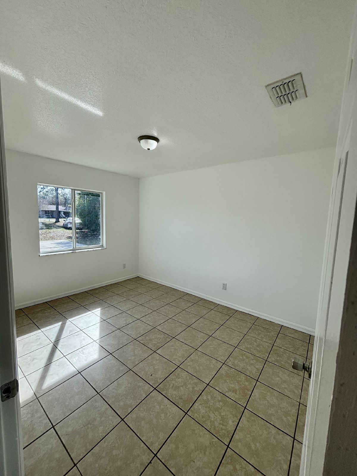 6 Spring Trail property image