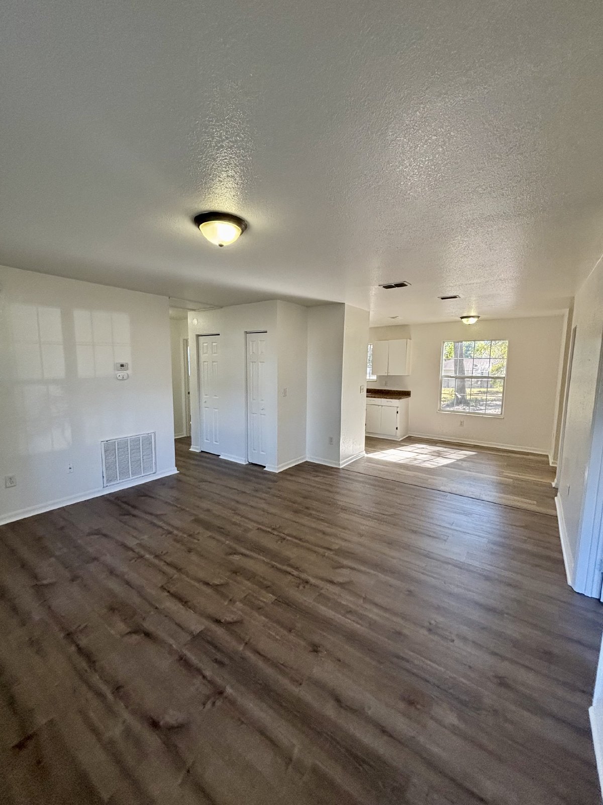 1528 NE 31st Street property image