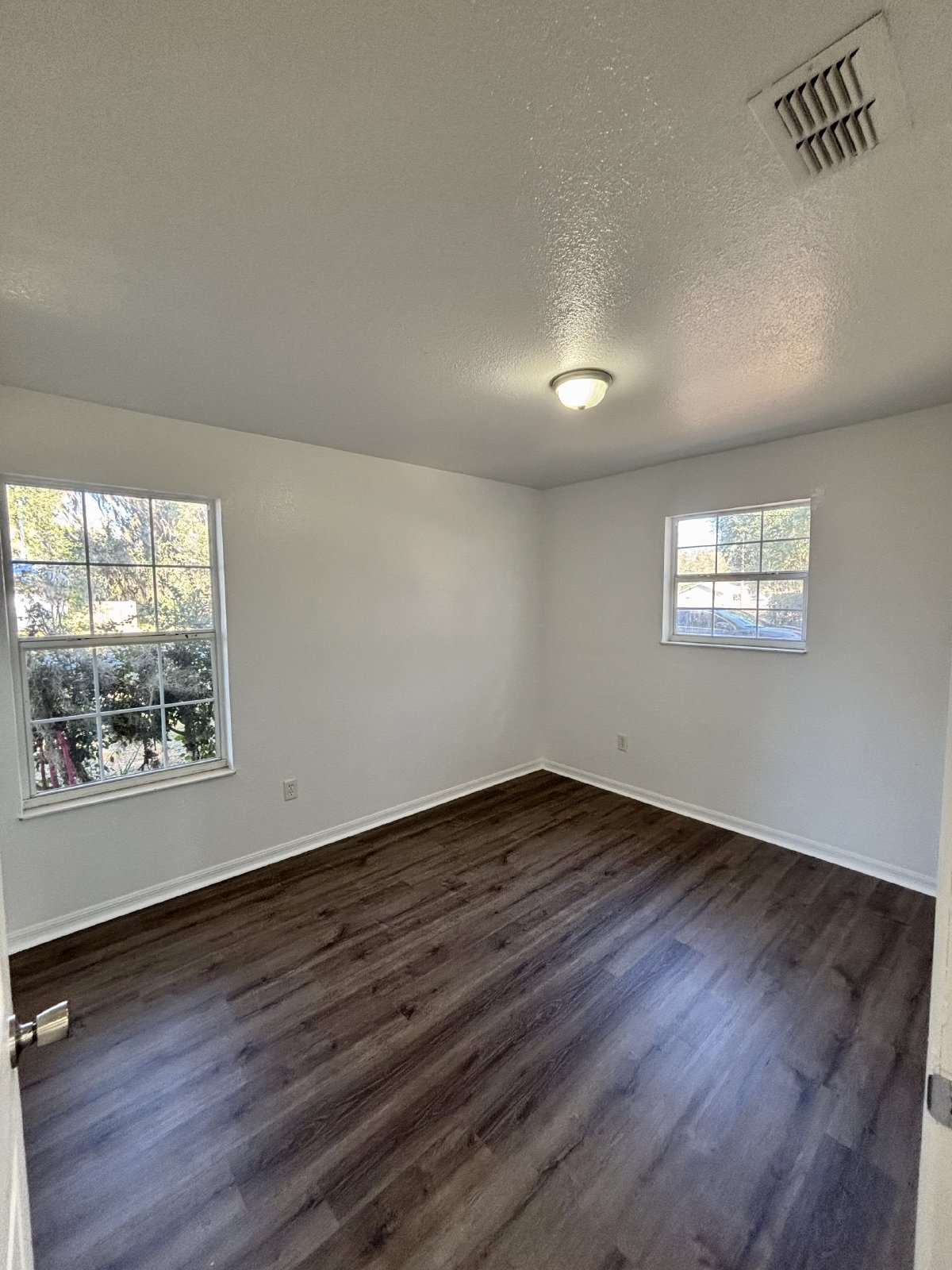 1528 NE 31st Street property image