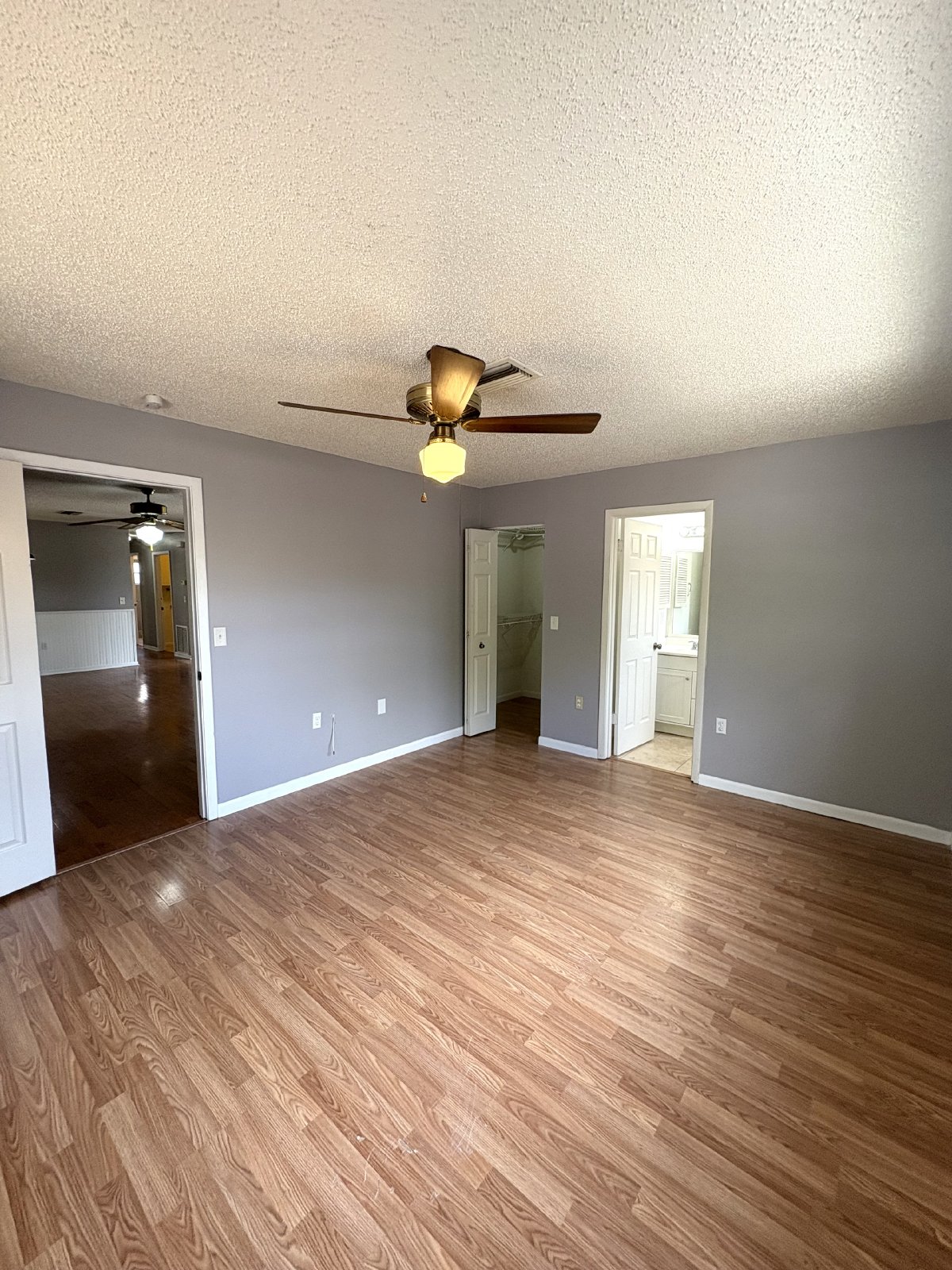 15013 SW 35th Ave property image
