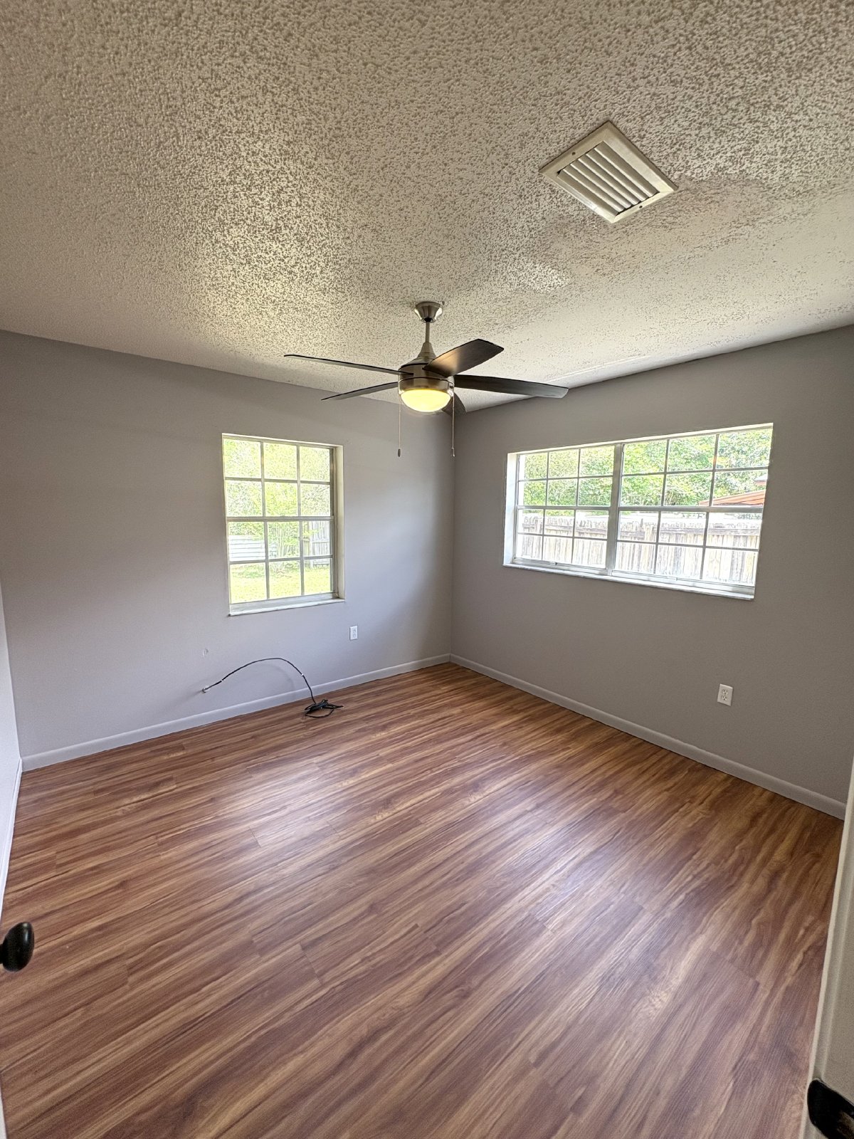 15013 SW 35th Ave property image