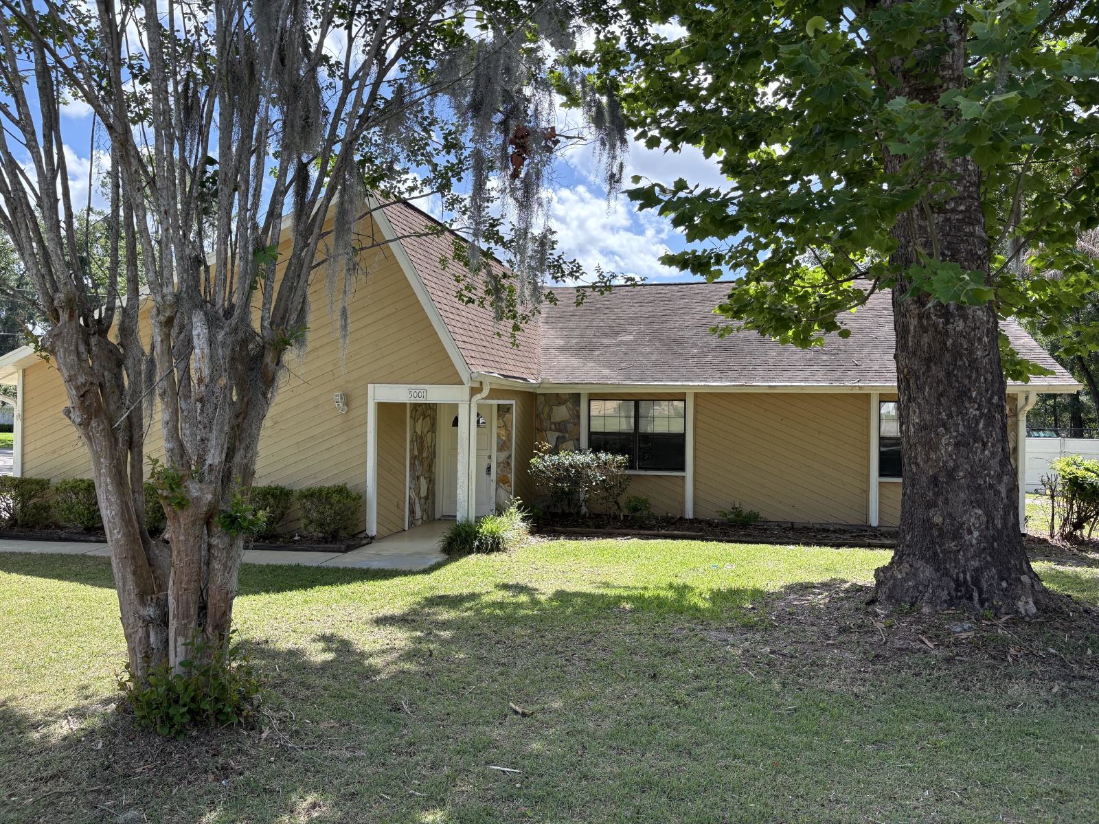 Ask about Rent Discount Program property image